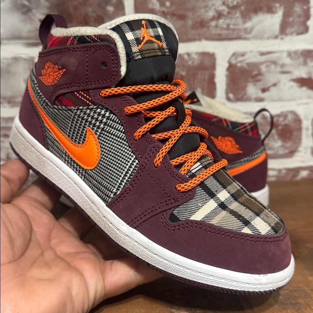 Nike Air Jordan 1 Mid SE (GS) 'Night Maroon' Youth Sz 2Y FD5460-608